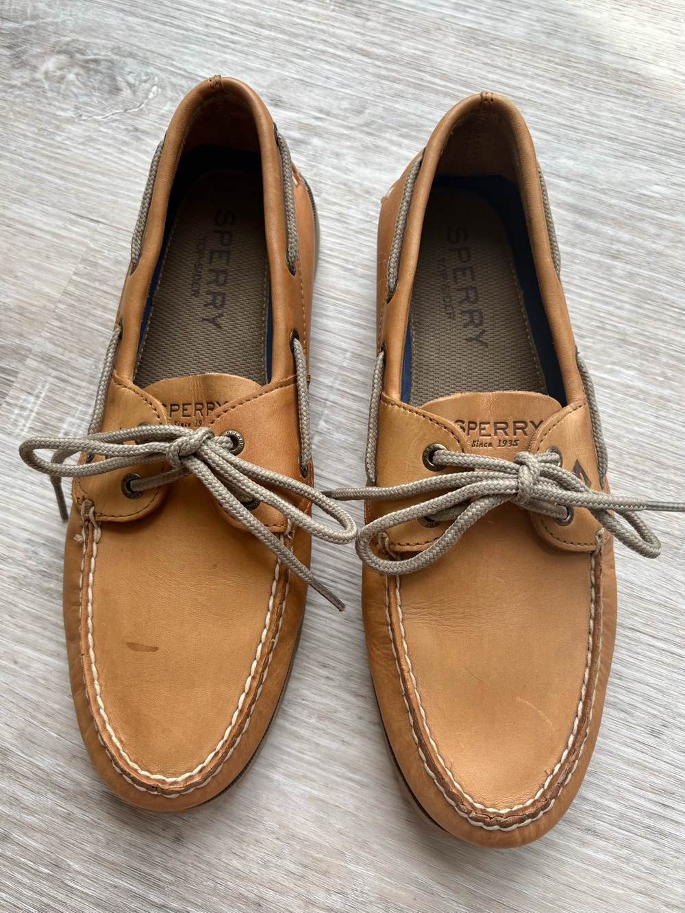 Sperry Men’s Tan Leather Classic Boat Shoes